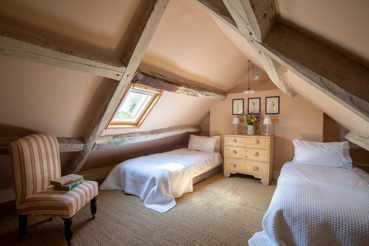 Holiday home Gleneda - A Renovated, Traditional Cotswold Full Of Charm With Fireplace And Garden