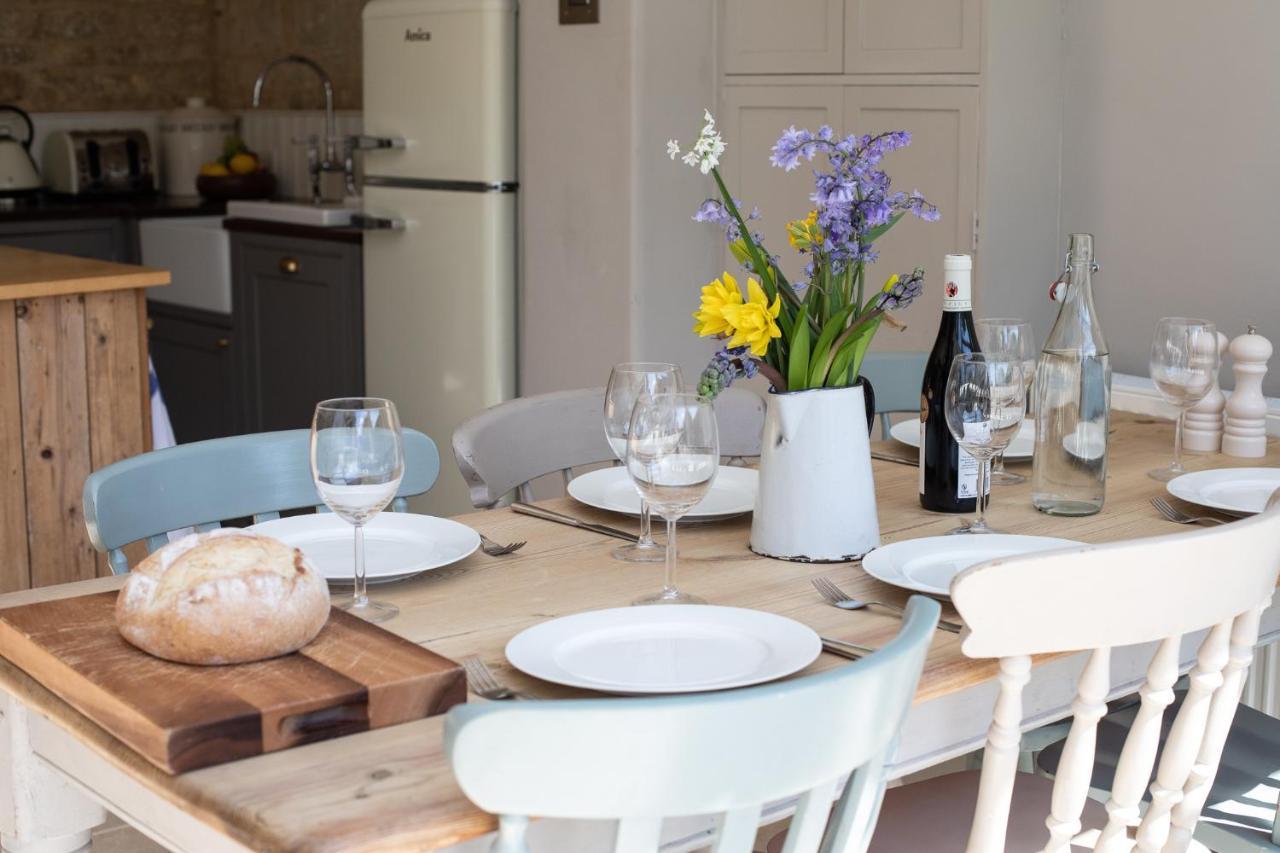 Holiday home Gleneda - A Renovated, Traditional Cotswold Full Of Charm With Fireplace And Garden *