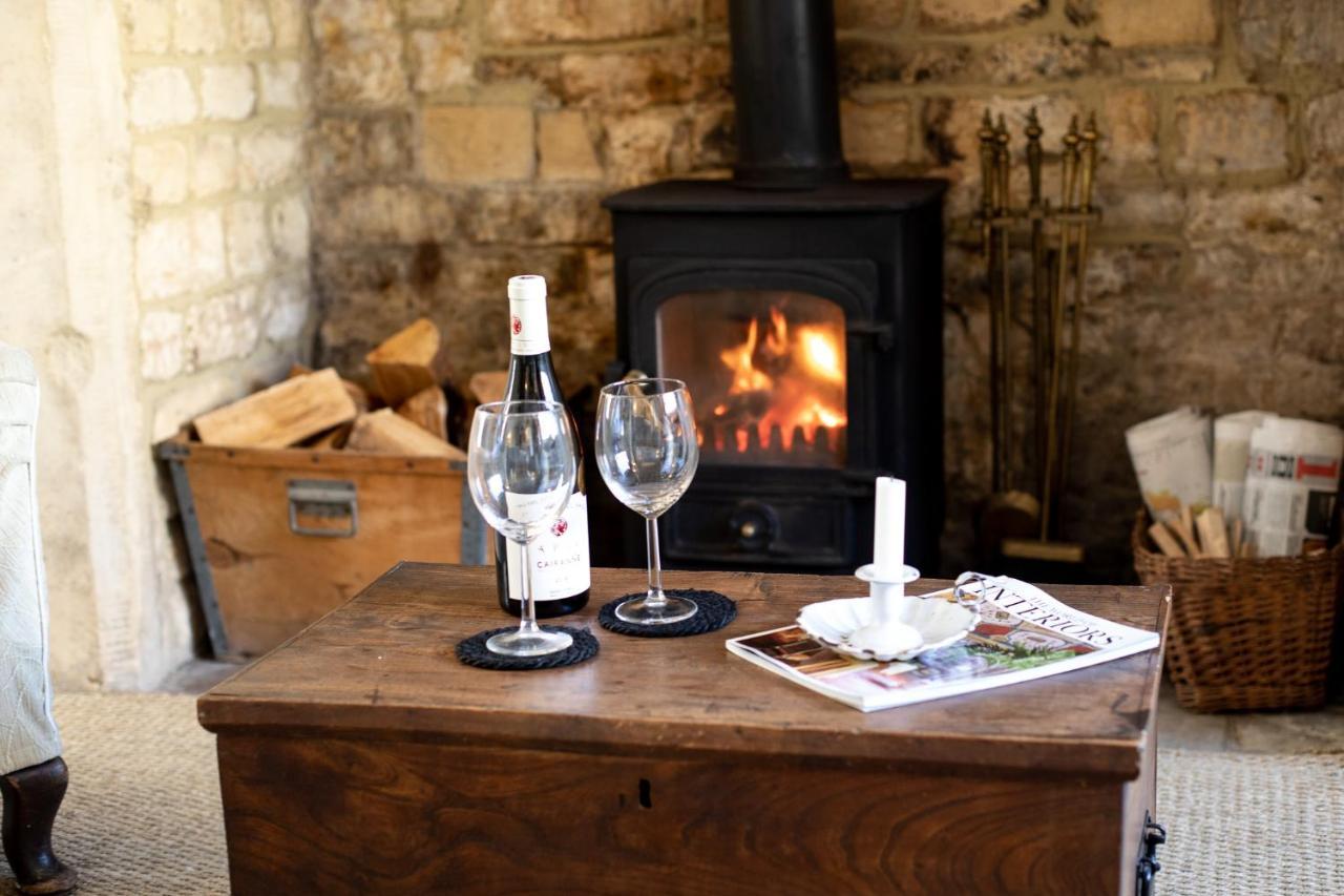 Gleneda - A Renovated, Traditional Cotswold Full Of Charm With Fireplace And Garden *