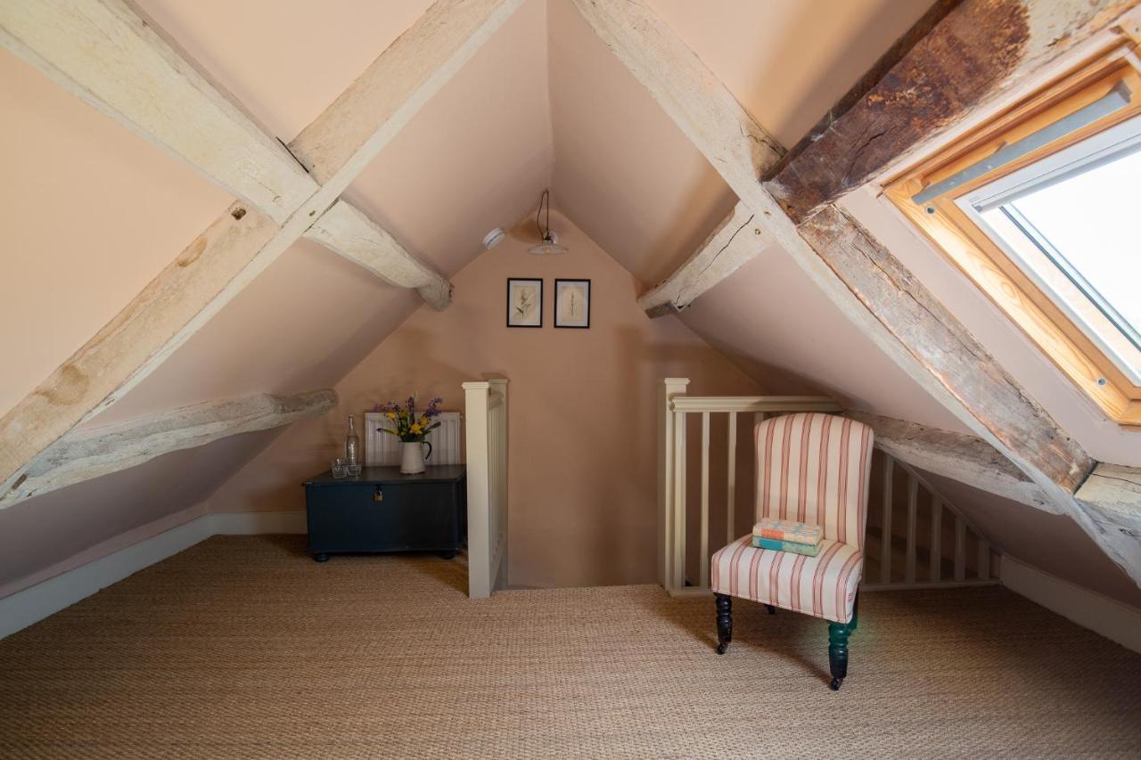 Holiday home Gleneda - A Renovated, Traditional Cotswold Full Of Charm With Fireplace And Garden